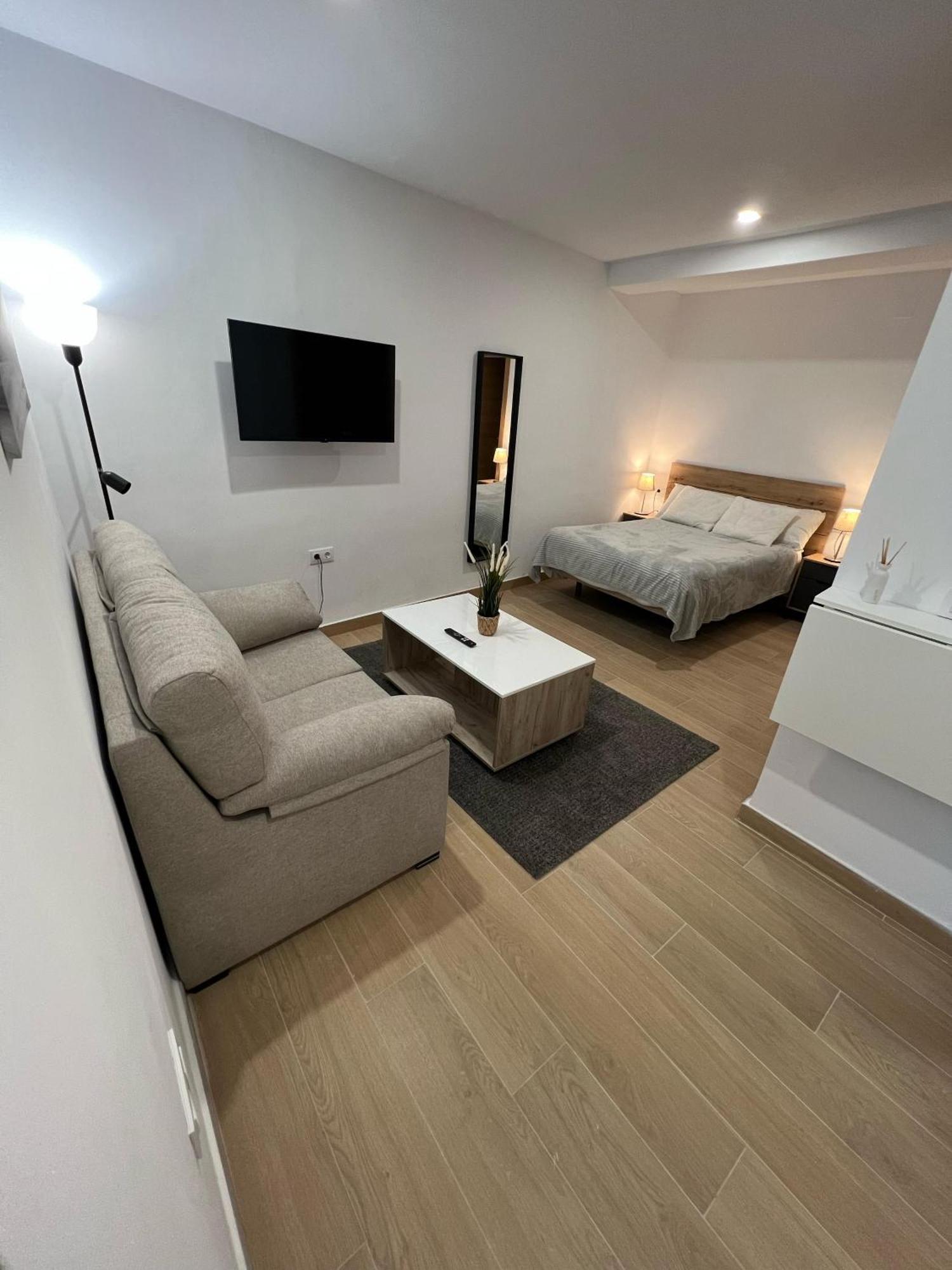 G&H Apartments - Apartamento Porvenir Jerez de la Frontera Exterior photo
